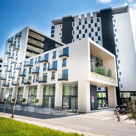 Luxury Apartment In Building K55 With Free Garage Varna Exteriör bild